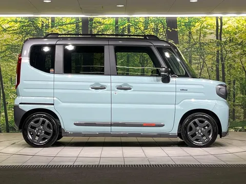 Suzuki Spacia Gear