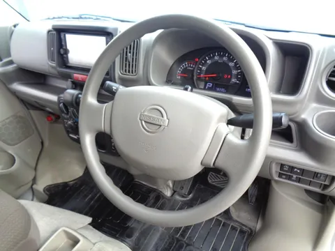 Nissan Clipper