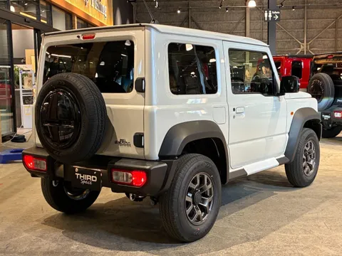 Suzuki Jimny Sierra