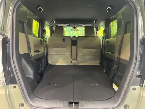 Honda N-BOX Slash