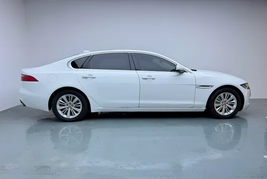 Jaguar XFL
