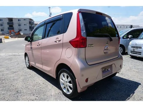 Mitsubishi eK Wagon