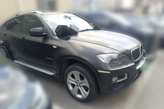 BMW X6