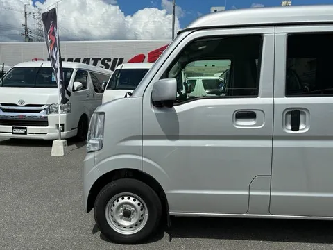 Nissan Clipper