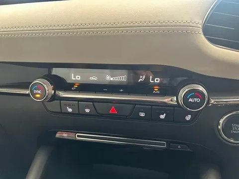 Mazda MAZDA3 Sedan