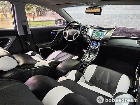Hyundai Elantra (Avante)