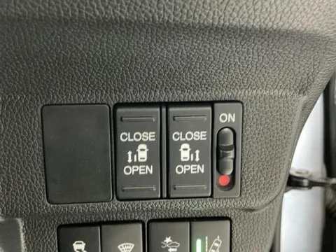 Honda Freed Plus