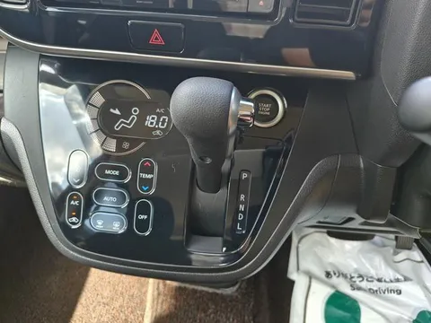 Mitsubishi eK Space Custom