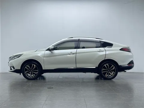 Venucia T90