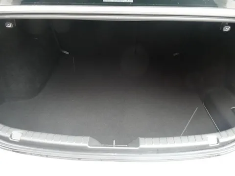 Mazda MAZDA3 Sedan