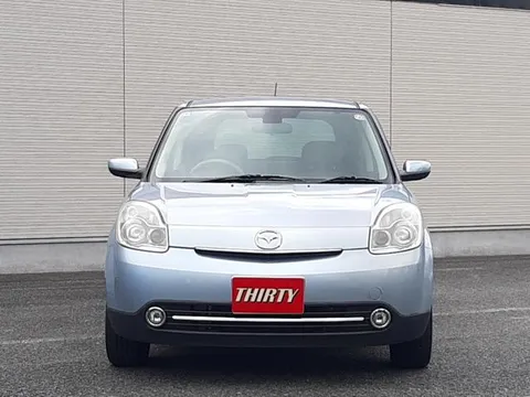 Mazda Verisa