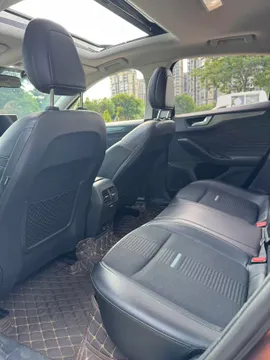 Ford Focus Active