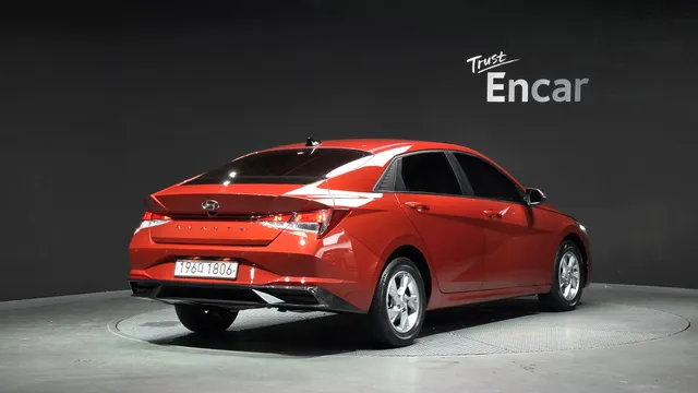 Hyundai Elantra (Avante)