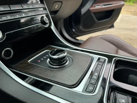Jaguar XFL