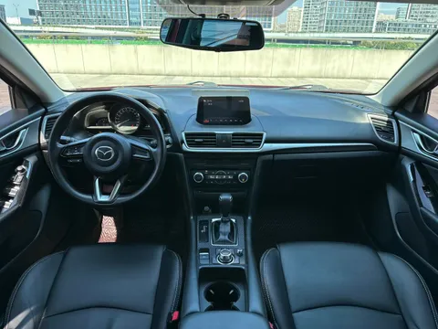 Mazda Mazda3