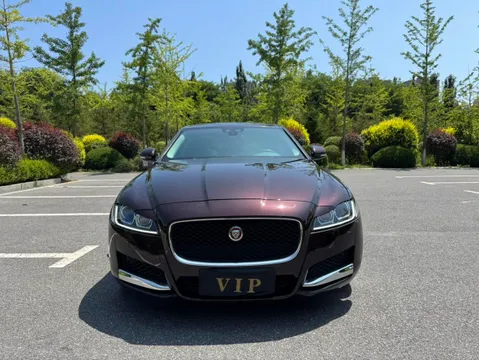 Jaguar XFL