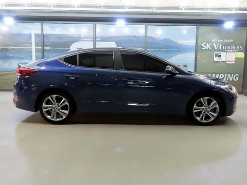 Hyundai Elantra (Avante)