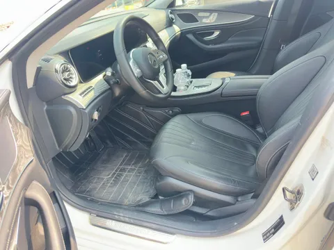 Mercedes-Benz Mercedes-Benz CLS