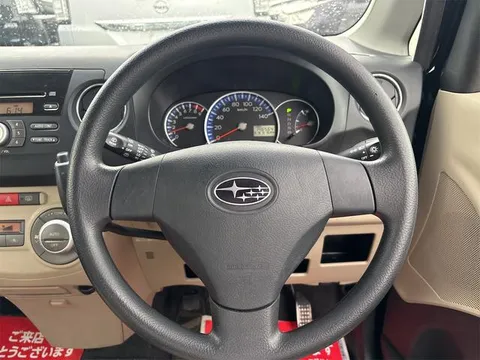 Subaru Lucra