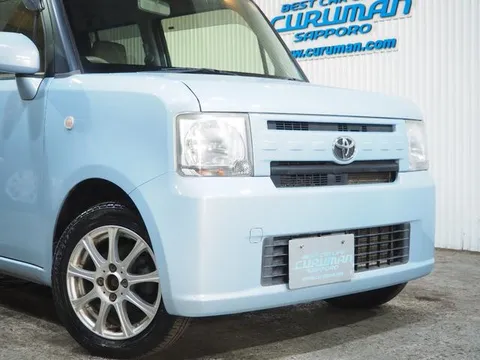 Toyota Pixis Space