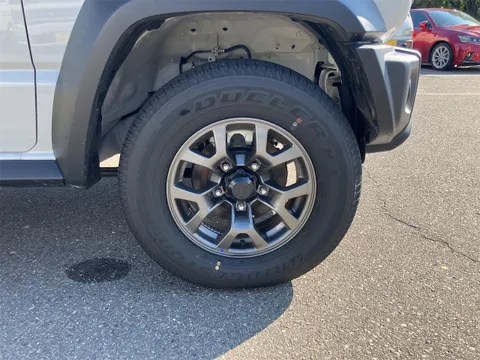 Suzuki Jimny Nomade