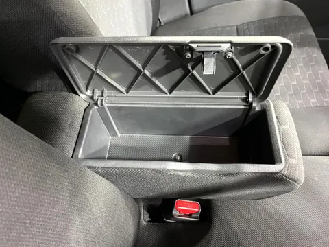 Toyota Pixis Mega