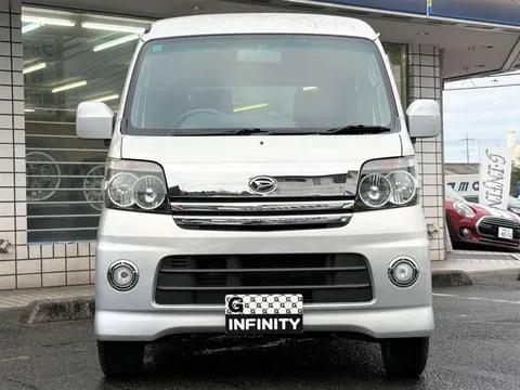 Daihatsu Atrai Wagon