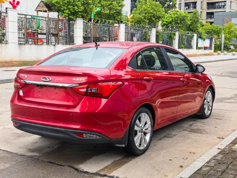 Chery Arrizo 5