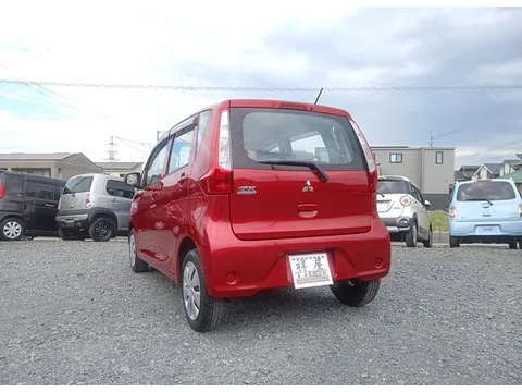 Mitsubishi eK Wagon