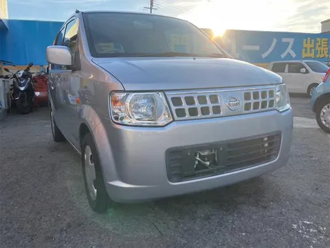 Nissan Otti