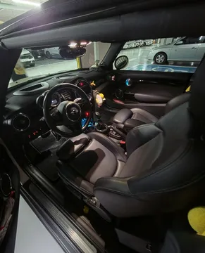 MINI Cooper Convertible