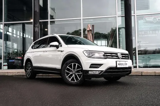 Volkswagen Tiguan L