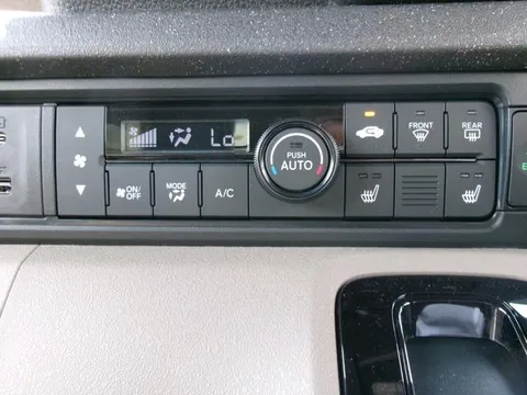 Honda N-BOX Joy