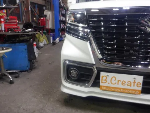 Suzuki Spacia Custom