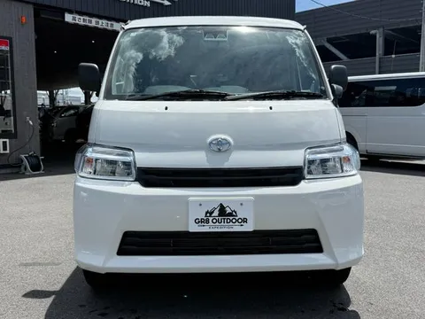Toyota TownAce Van
