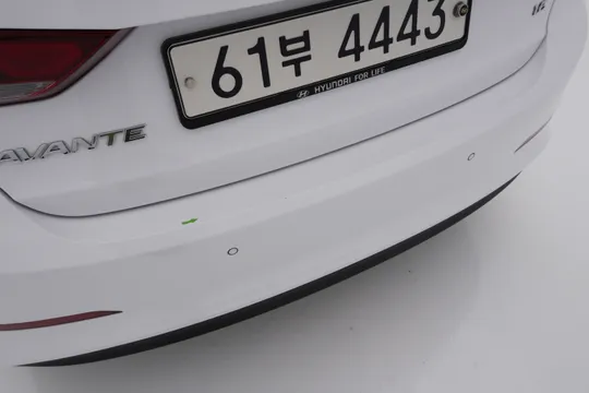 Hyundai Elantra (Avante)