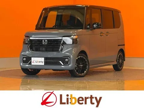 Honda N-BOX Custom