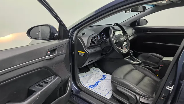 Hyundai Elantra (Avante)