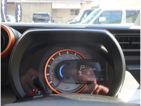 Suzuki Spacia Gear