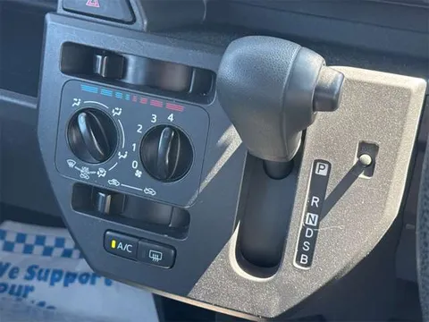Daihatsu Hijet Caddie