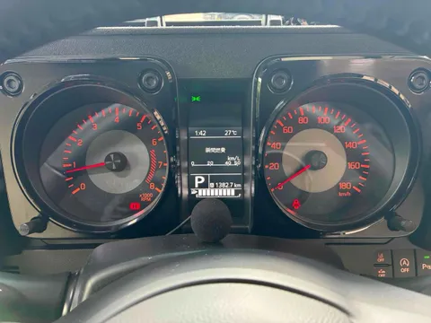 Suzuki Jimny Nomade
