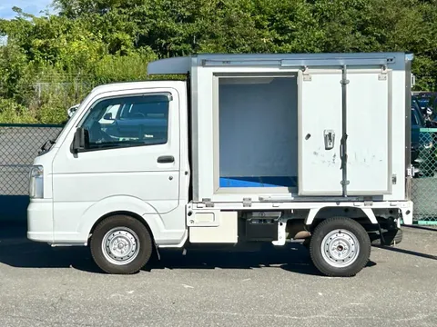 Nissan Clipper Truck