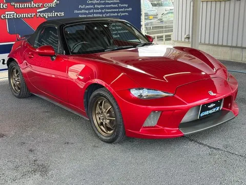 Mazda MX-5 (Roadster)