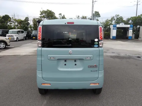 Suzuki Spacia