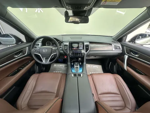 Honda UR-V