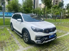 Kia KX7