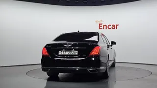Genesis G90 (EQ900)