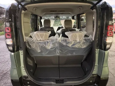 Mitsubishi Delica Mini