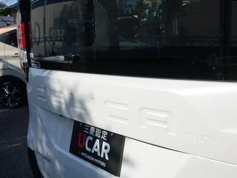 Mitsubishi Delica Mini