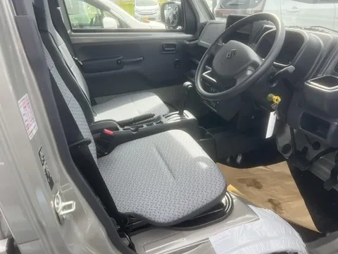 Suzuki Carry Track